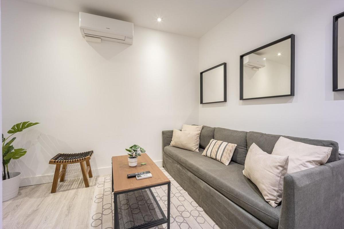Апартаменти Encantador Apartamento En Atocha Мадрид Екстер'єр фото