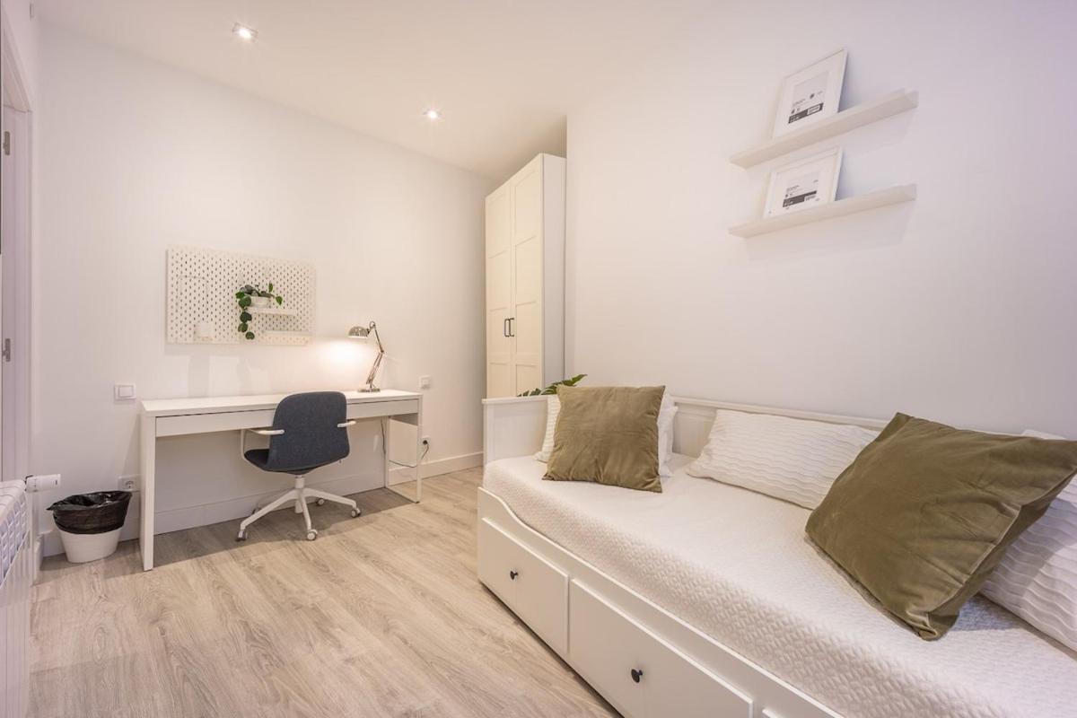 Апартаменти Encantador Apartamento En Atocha Мадрид Екстер'єр фото